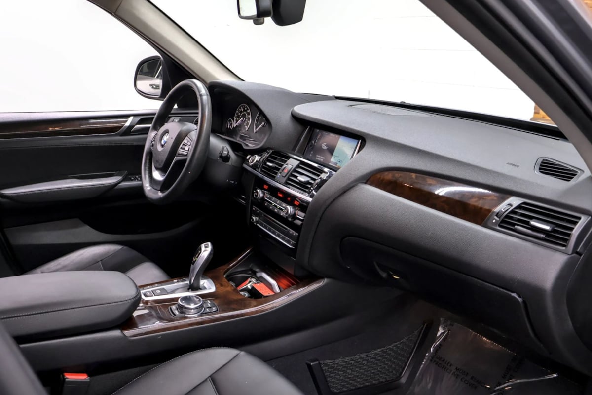 Photo 12 of this BMW X3