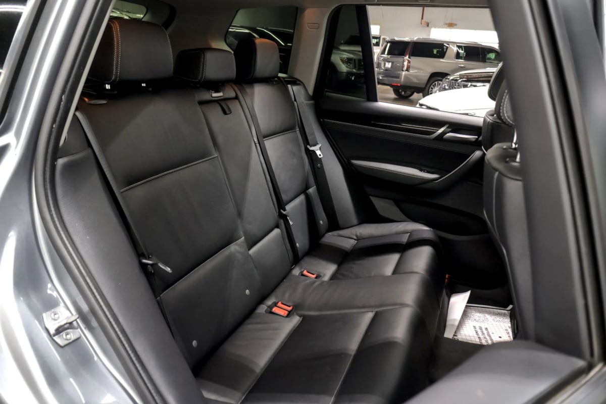 Photo 27 of this BMW X3