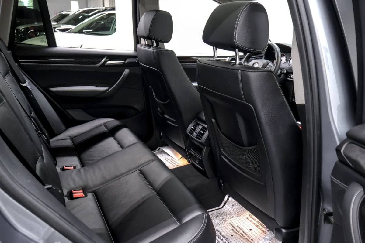 Photo 28 of this BMW X3