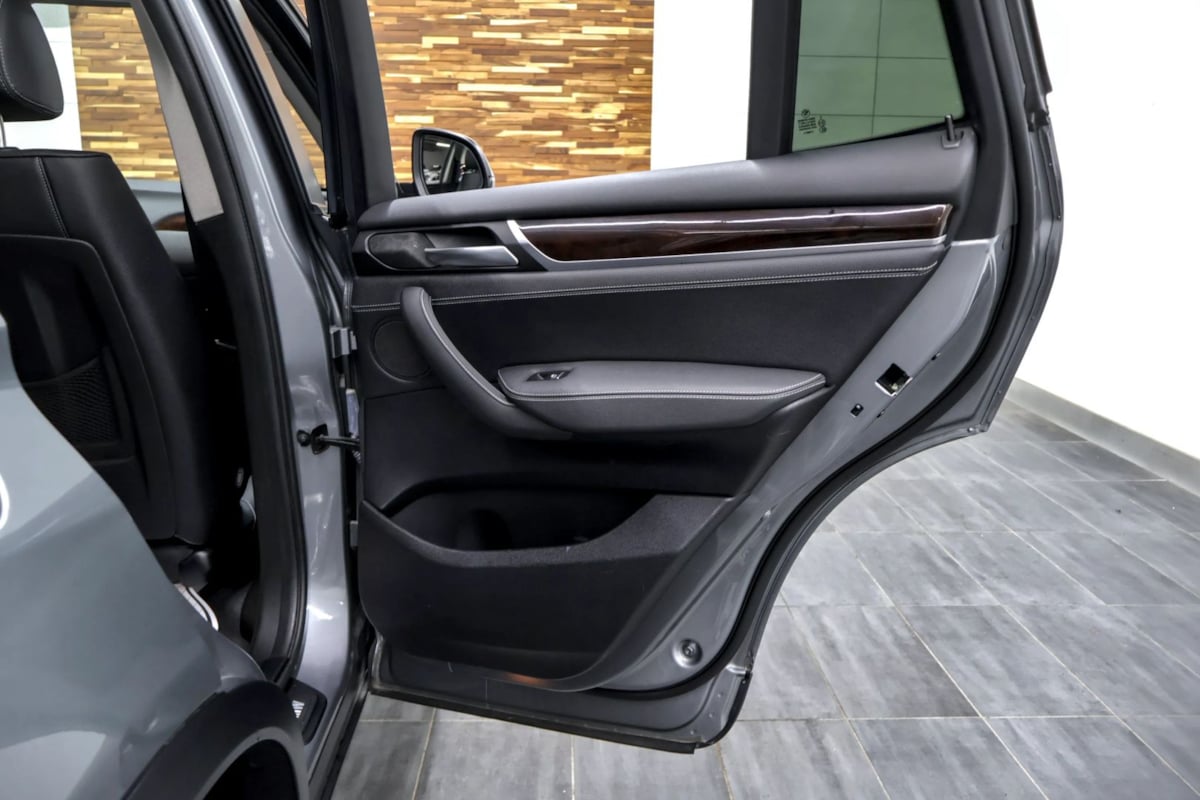 Photo 36 of this BMW X3