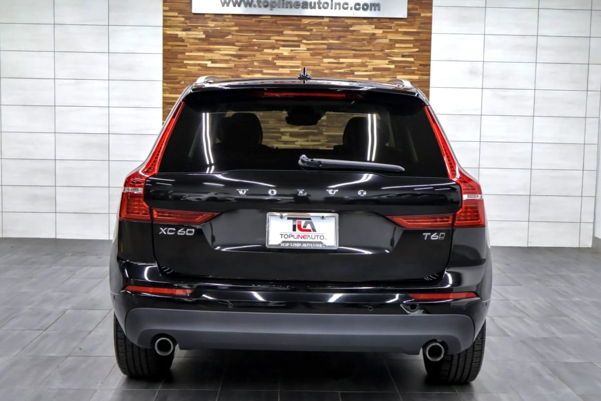 Volvo XC60 photo 8
