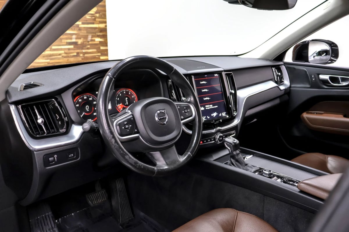 Volvo XC60 photo 10