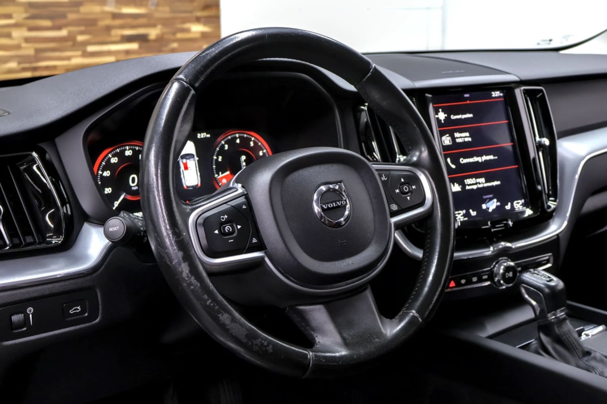 Volvo XC60 photo 13