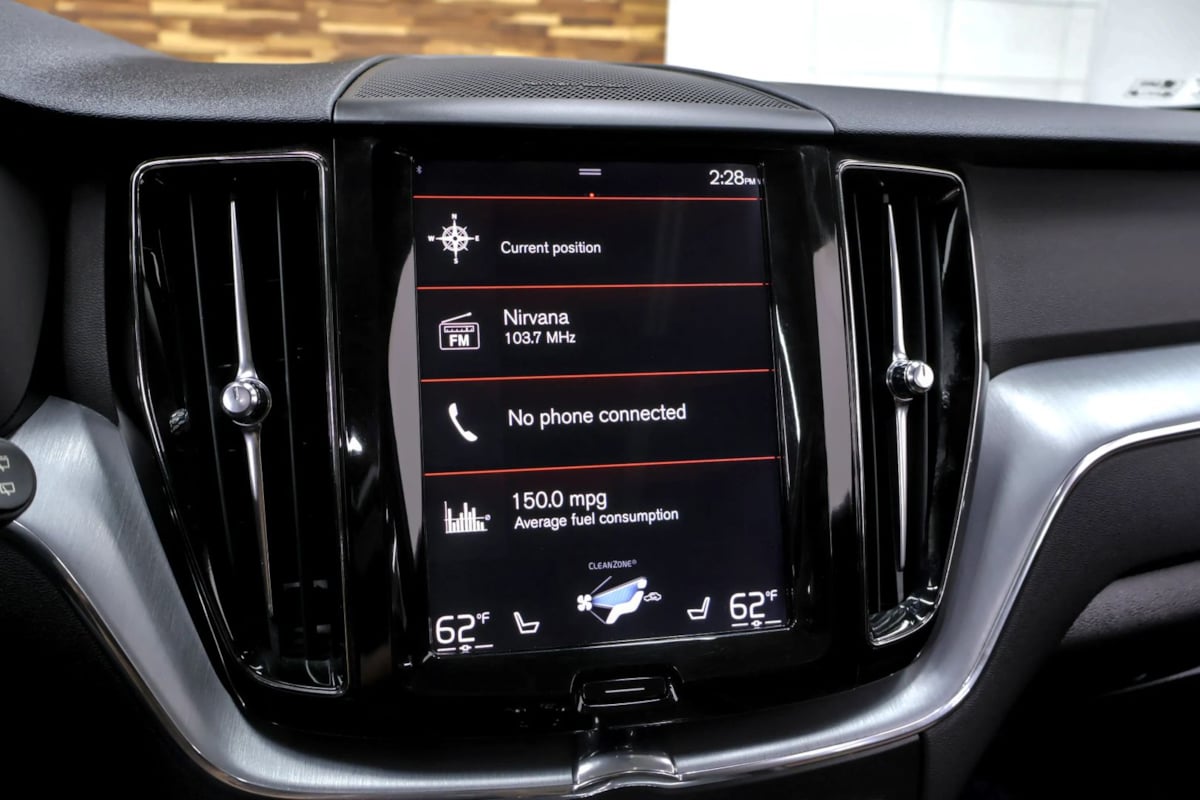 Volvo XC60 photo 20