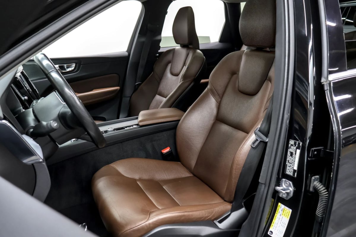 Volvo XC60 photo 27