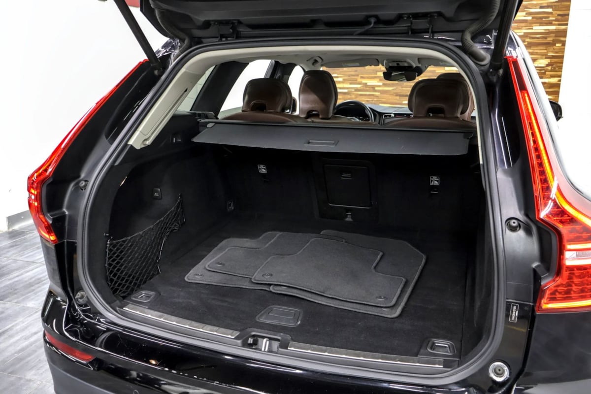 Volvo XC60 photo 45