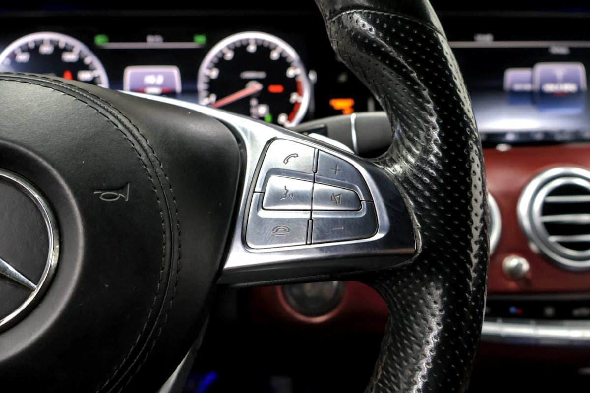 Mercedes-Benz S 550 photo 14