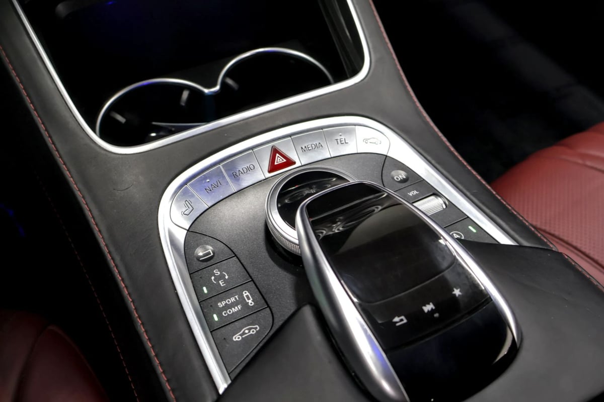 Mercedes-Benz S 550 photo 17