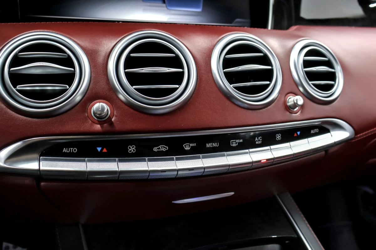 Mercedes-Benz S 550 photo 18