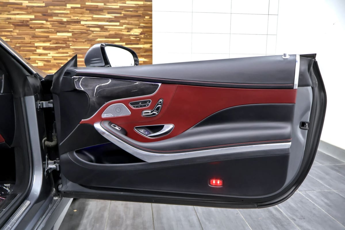 Mercedes-Benz S 550 photo 34