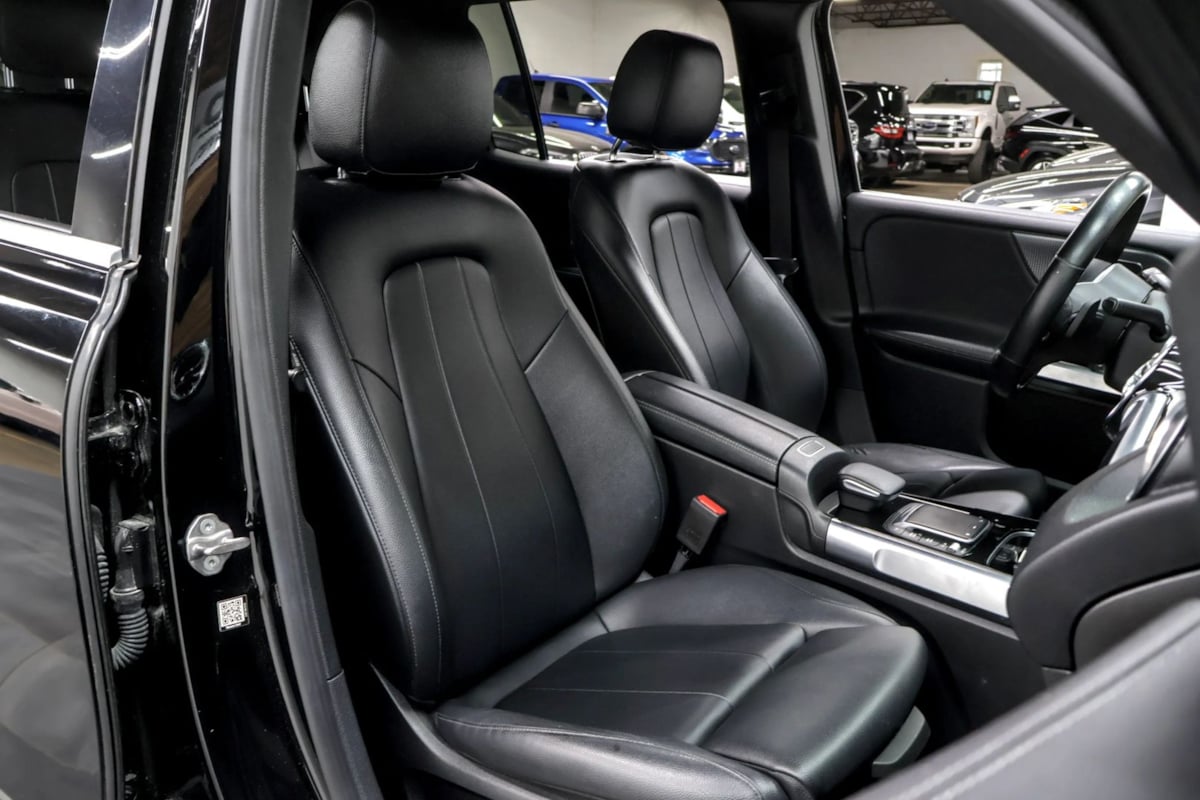 Mercedes-Benz GLB 250 photo 27