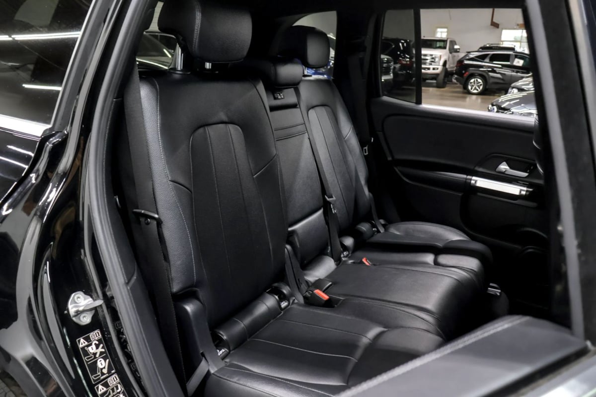 Mercedes-Benz GLB 250 photo 28