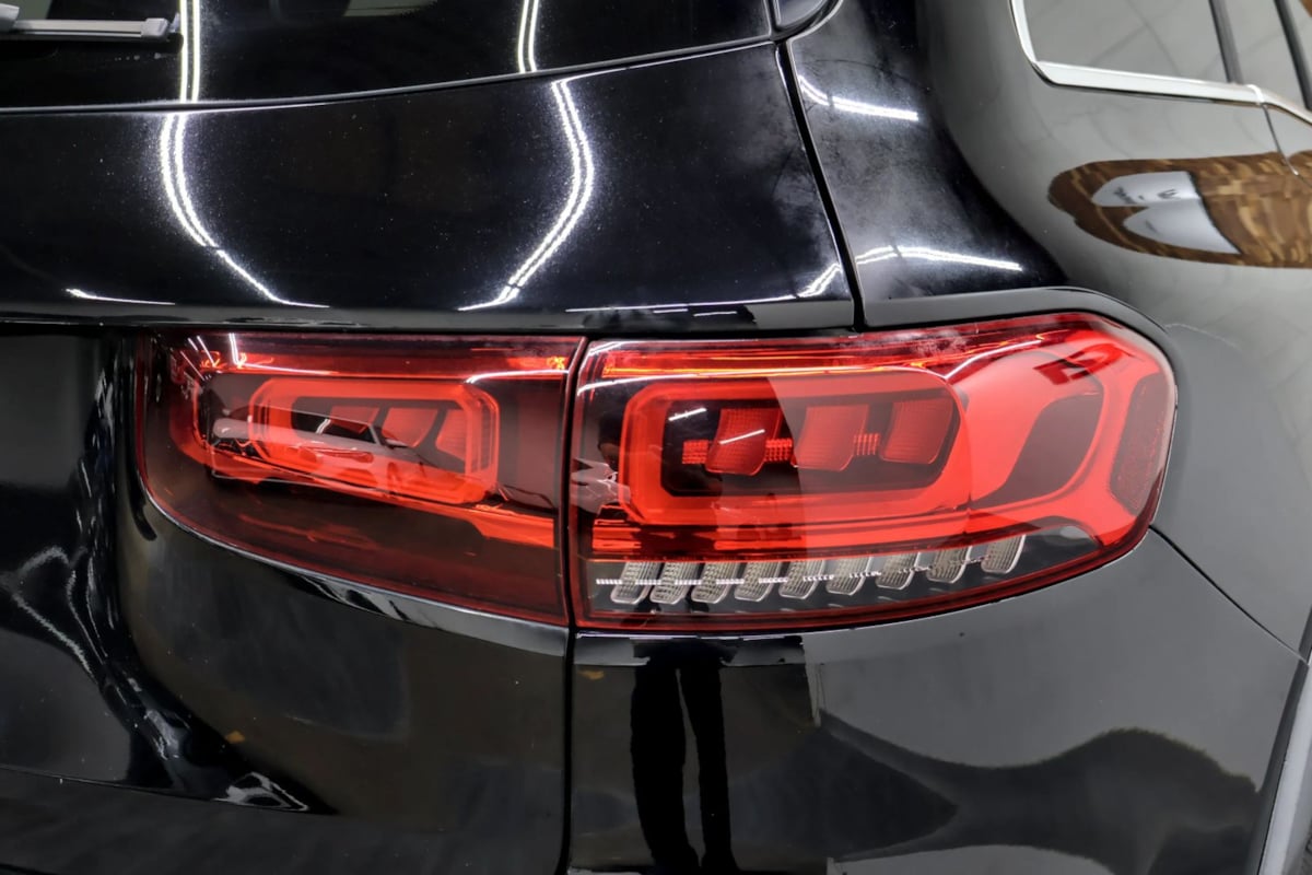 Mercedes-Benz GLB 250 photo 39