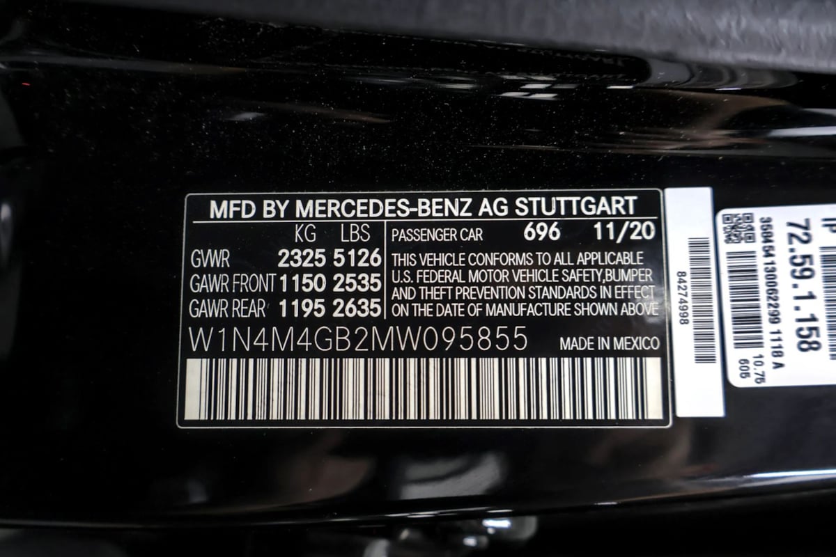 Mercedes-Benz GLB 250 photo 48