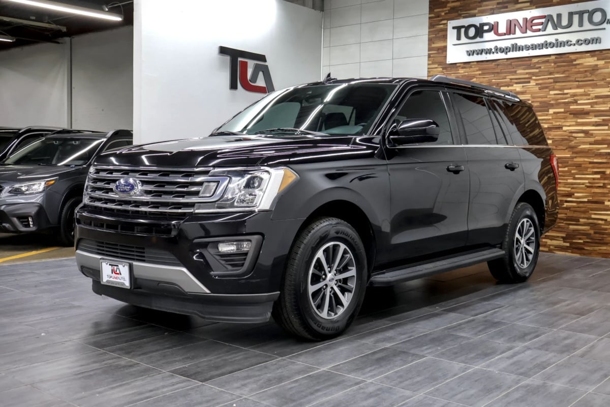 Photo 4 of this Ford Expedition