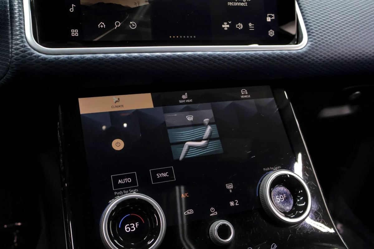 Land Rover Range Rover Velar photo 20