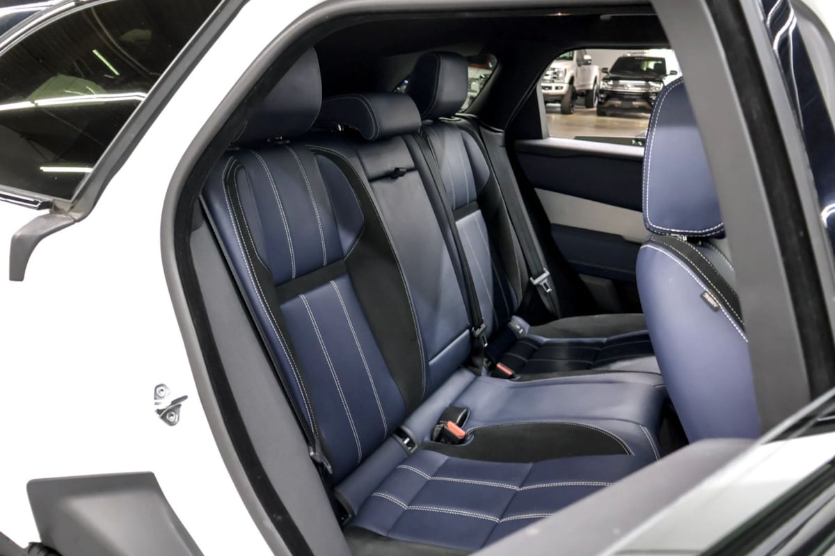 Land Rover Range Rover Velar photo 29