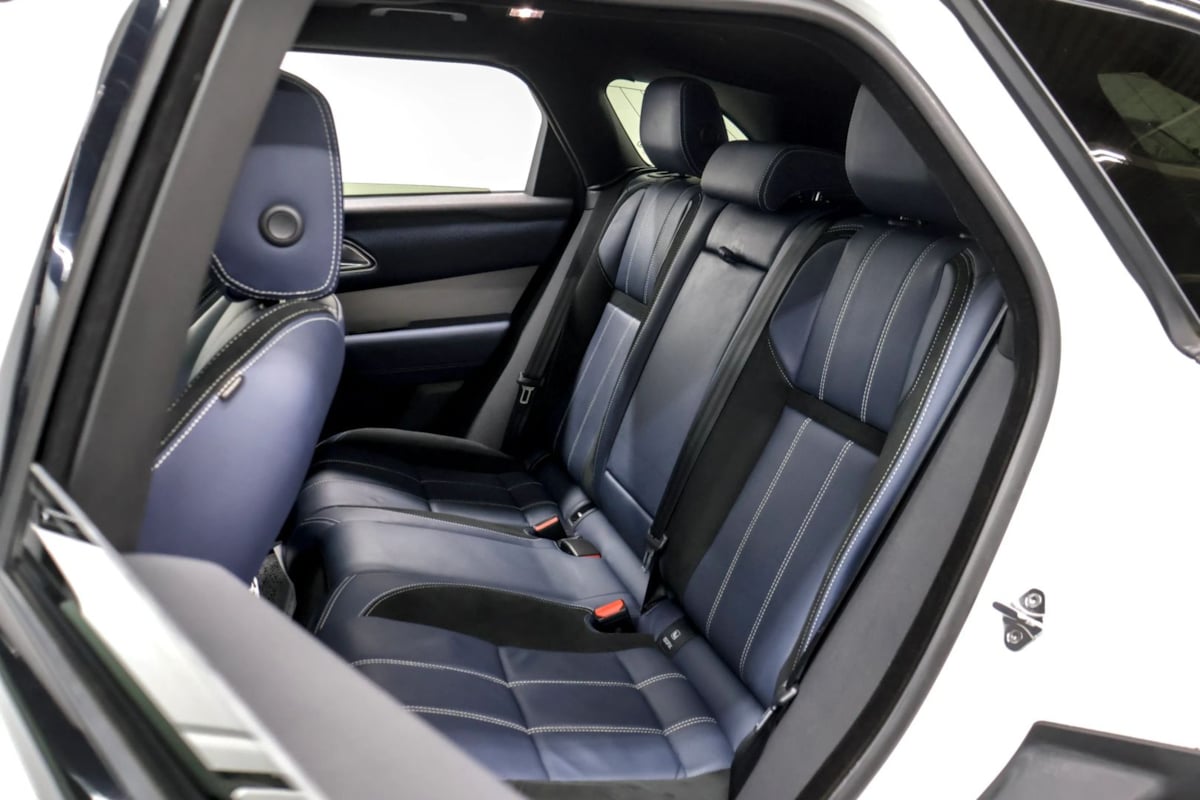 Land Rover Range Rover Velar photo 31