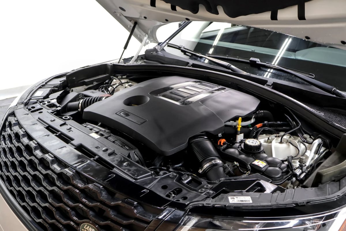 Land Rover Range Rover Velar photo 43