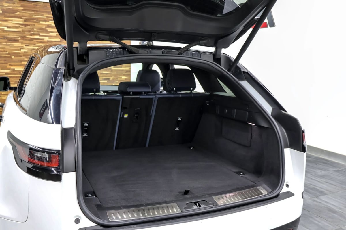 Land Rover Range Rover Velar photo 44