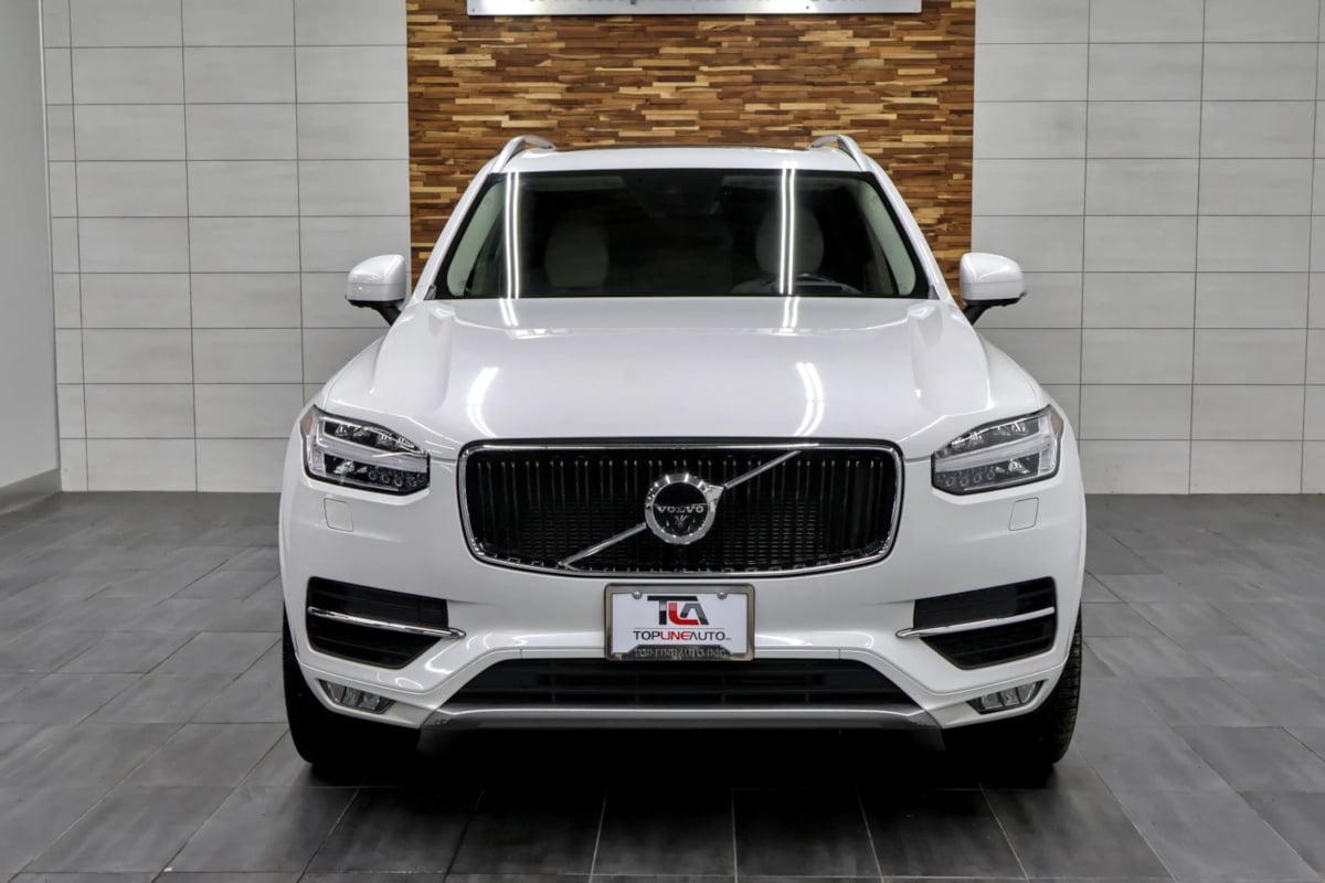 Photo 3 of this Volvo XC90