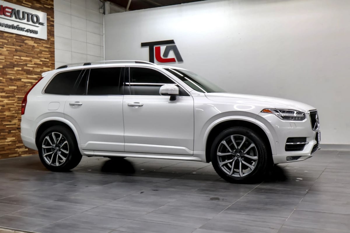 Photo 5 of this Volvo XC90