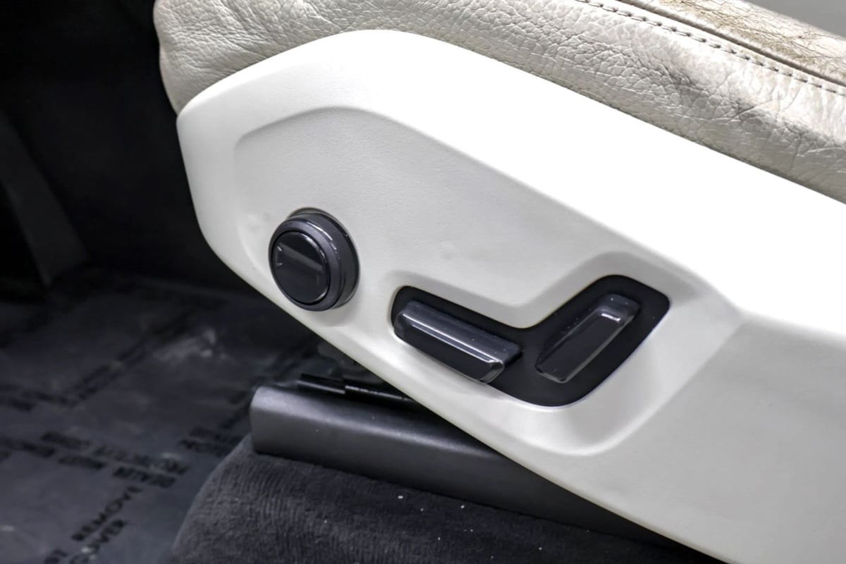 Photo 33 of this Volvo XC90