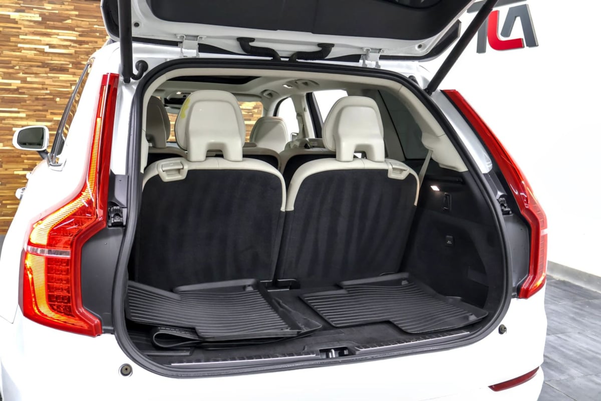 Photo 44 of this Volvo XC90