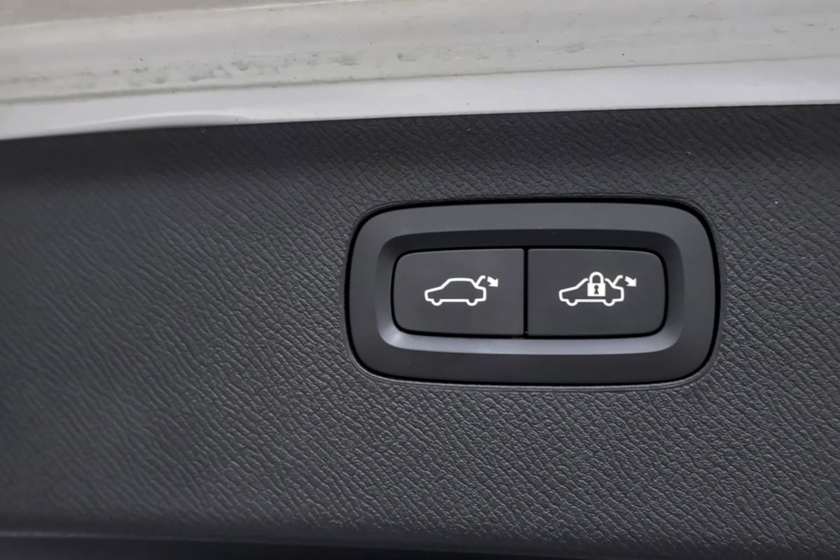Photo 46 of this Volvo XC90