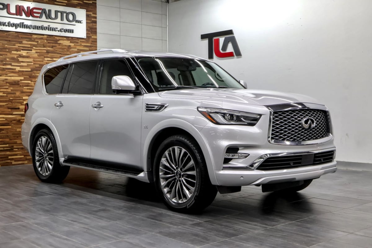 Photo 2 of this INFINITI QX80