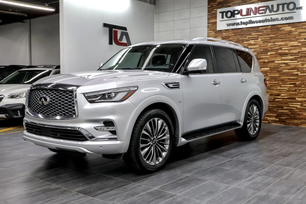 Photo 4 of this INFINITI QX80