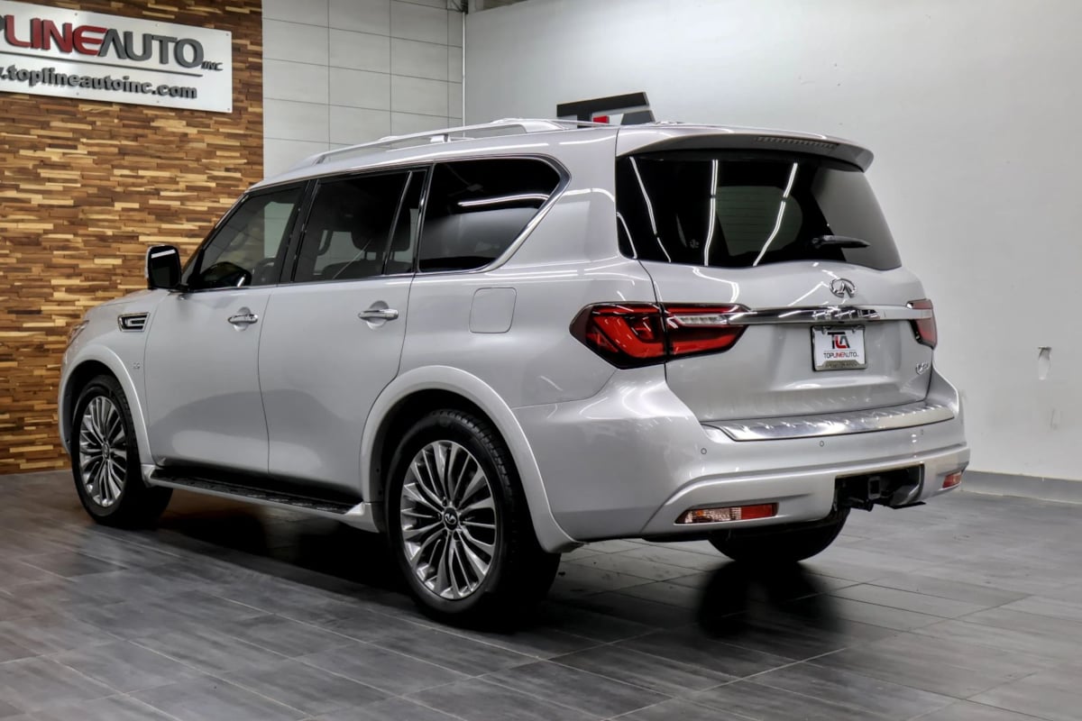 Photo 7 of this INFINITI QX80