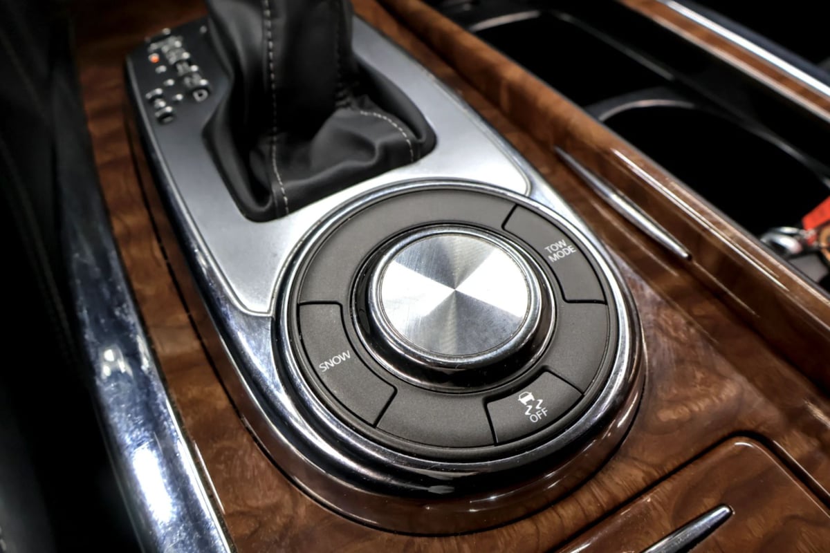 Photo 18 of this INFINITI QX80