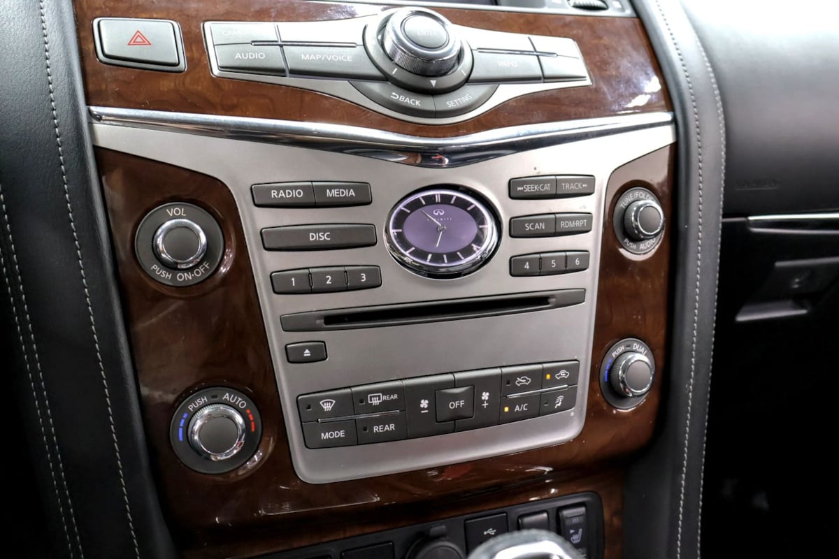 Photo 20 of this INFINITI QX80