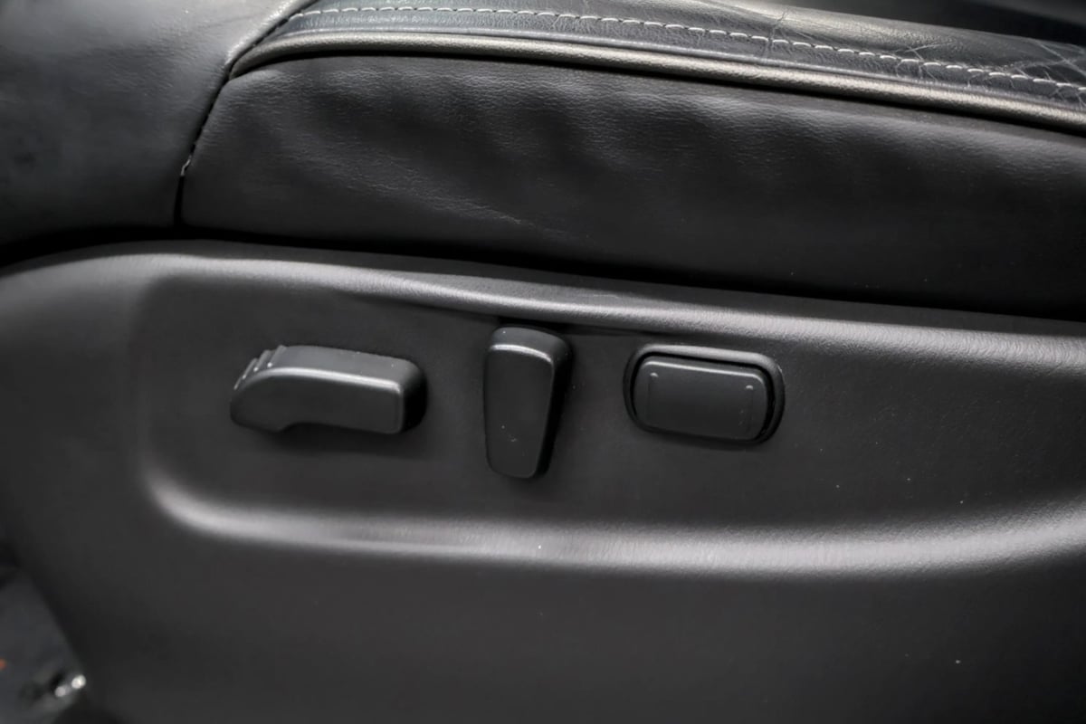 Photo 36 of this INFINITI QX80