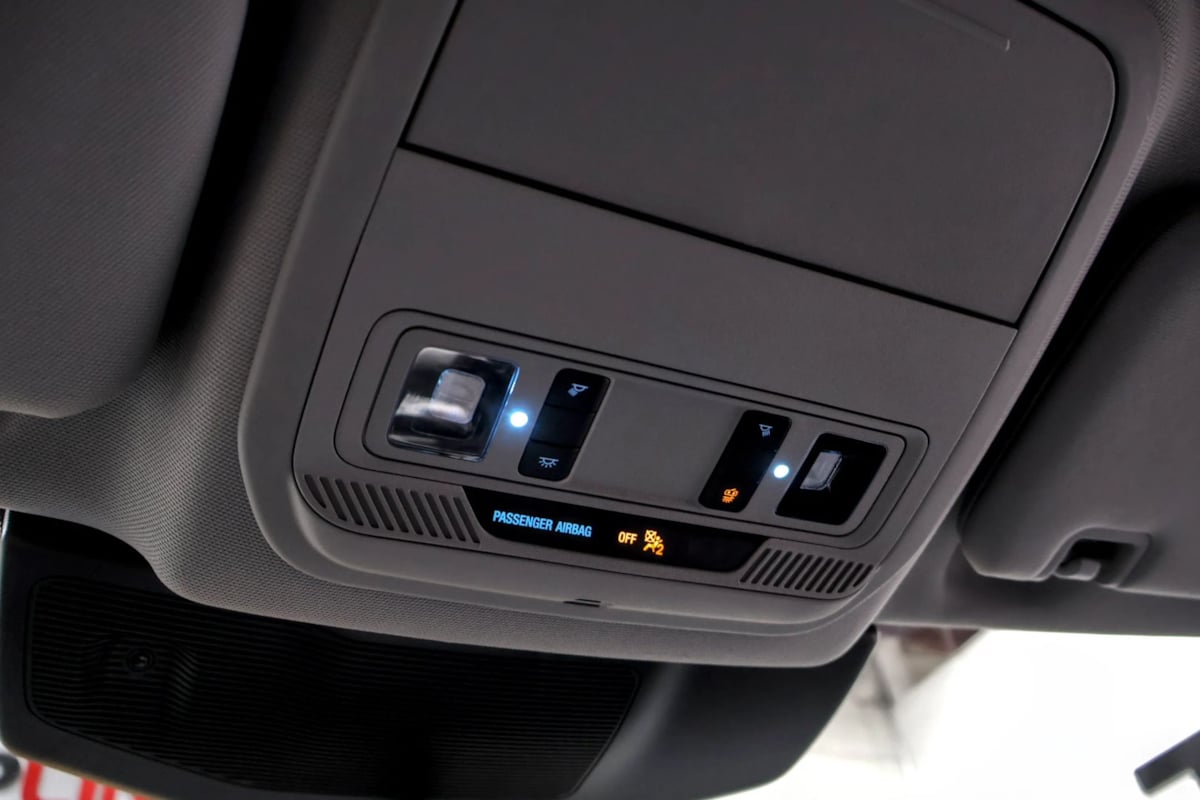 Photo 26 of this Ford Explorer