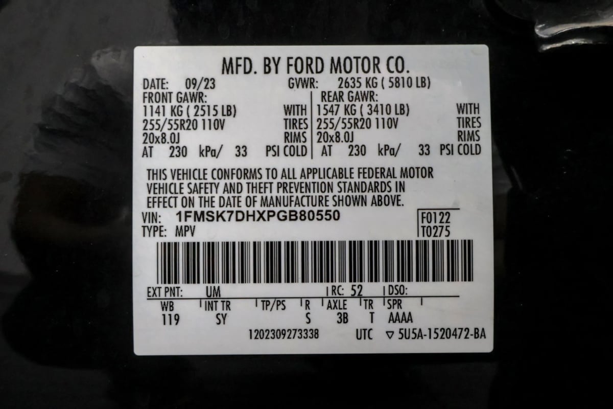 Photo 49 of this Ford Explorer