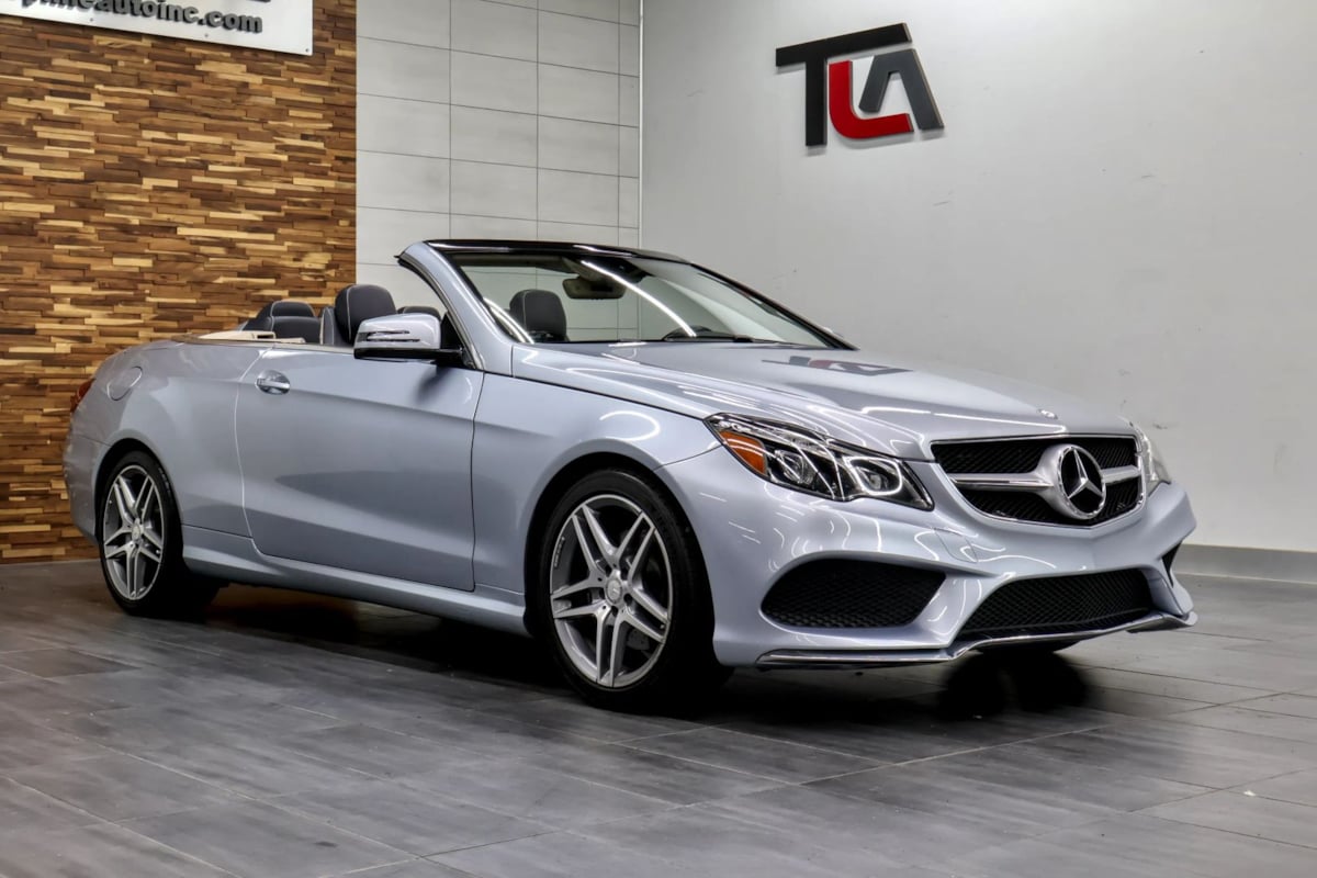 Photo 2 of this Mercedes-Benz E 400