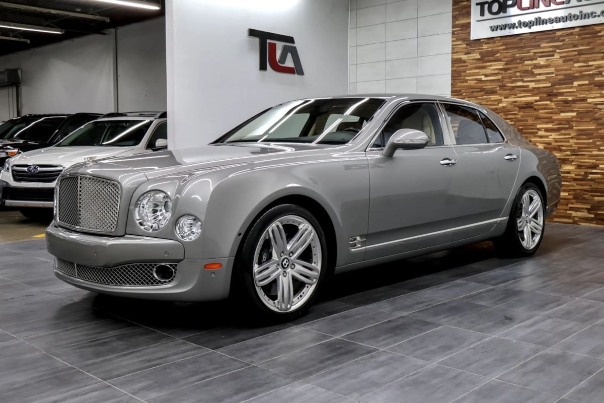 Photo 4 of this Bentley Mulsanne