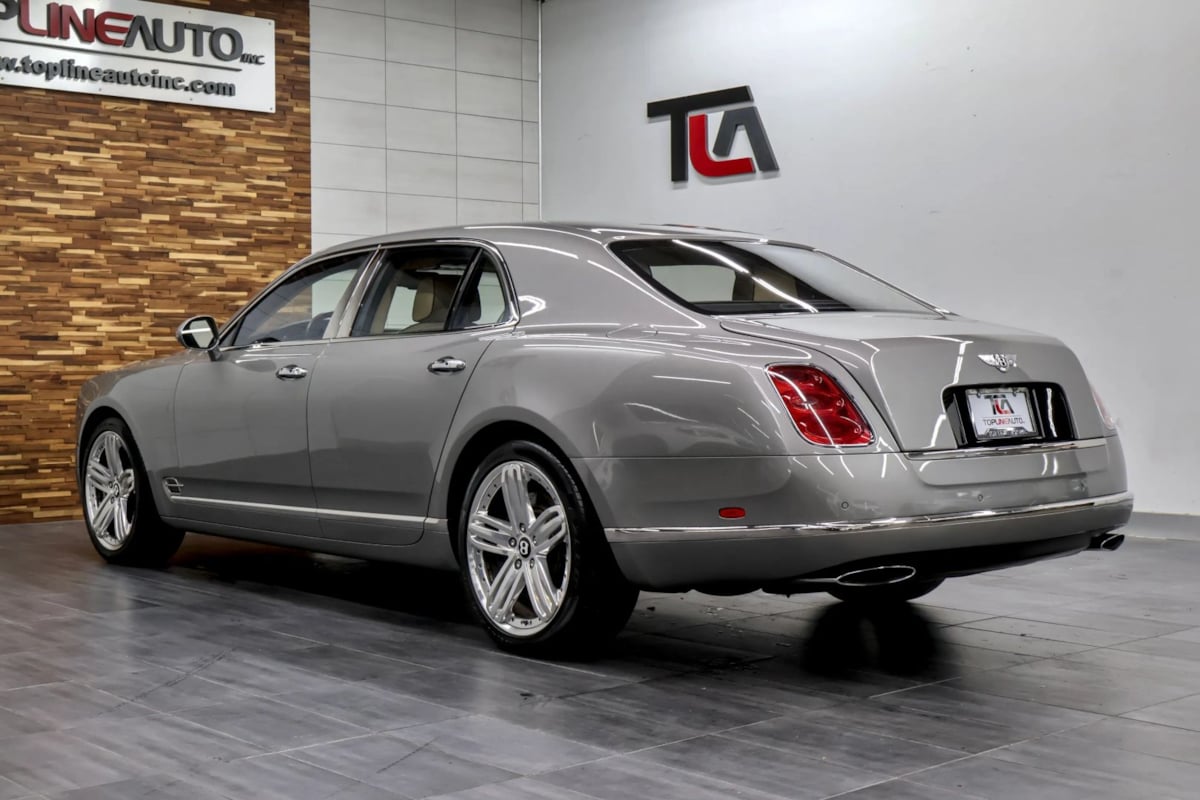 Photo 7 of this Bentley Mulsanne