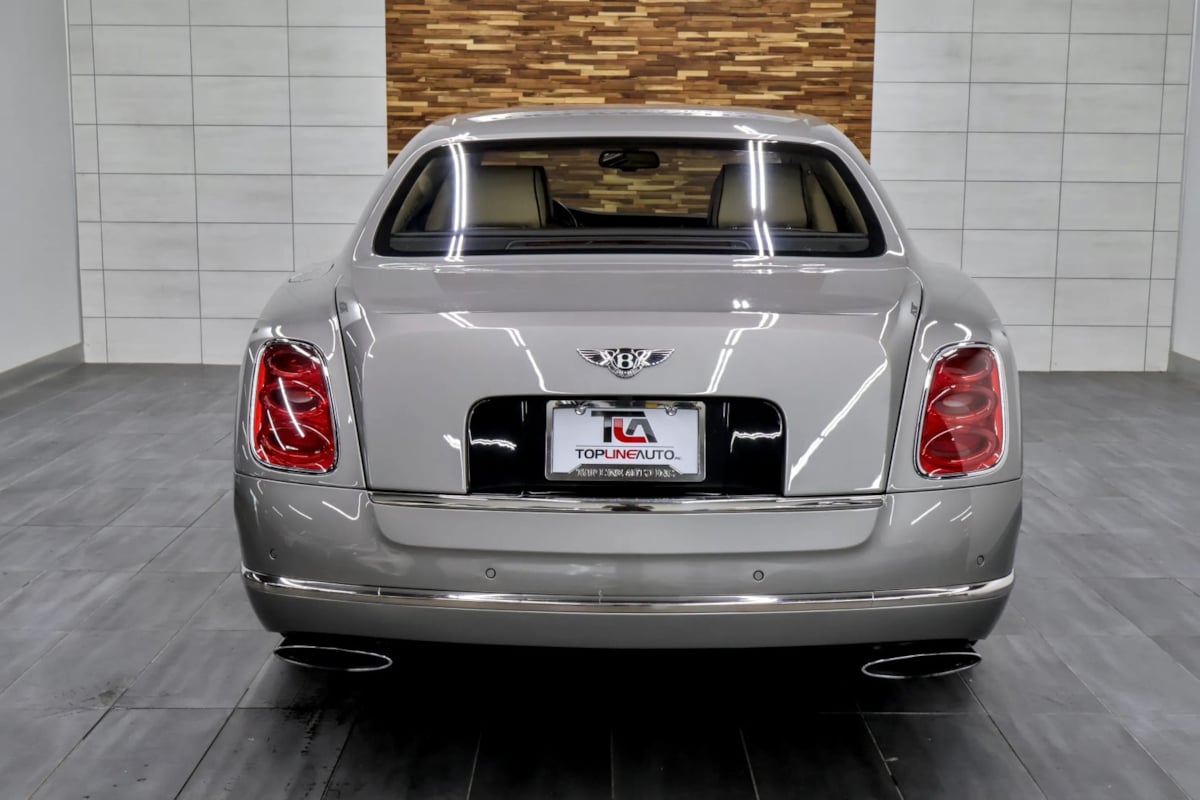 Photo 8 of this Bentley Mulsanne