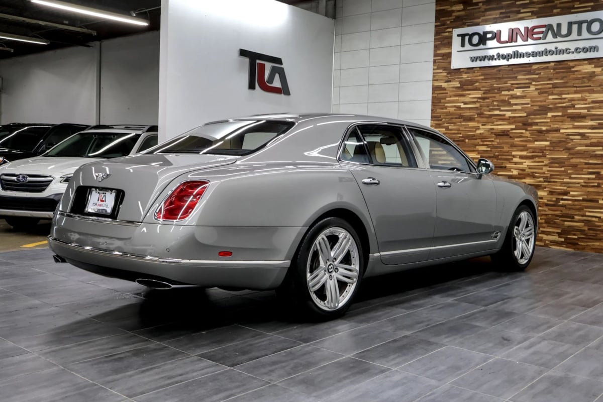 Photo 9 of this Bentley Mulsanne