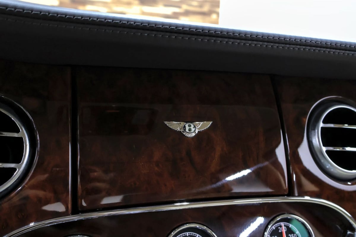 Photo 22 of this Bentley Mulsanne