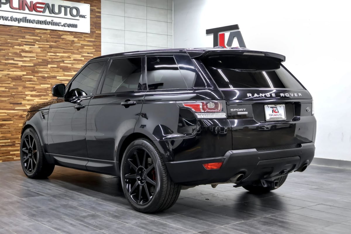 Photo 7 of this Land Rover Range Rover Sport