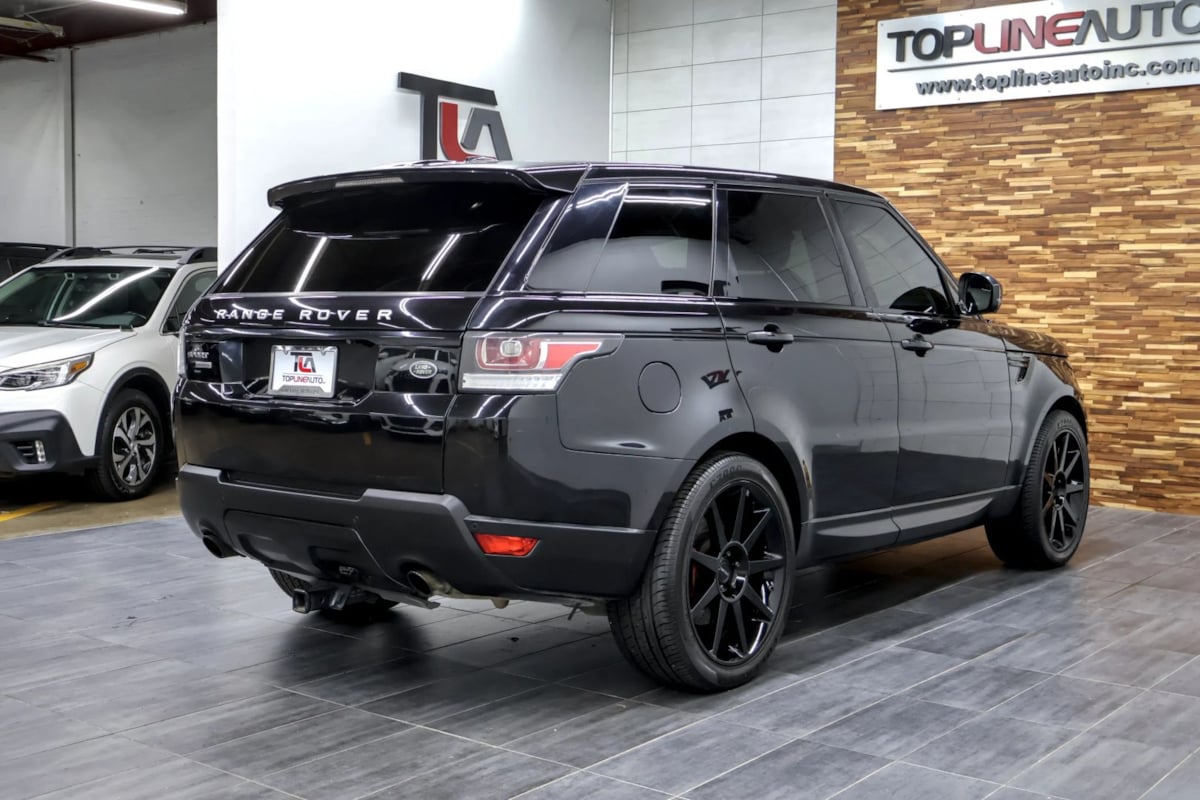 Photo 9 of this Land Rover Range Rover Sport