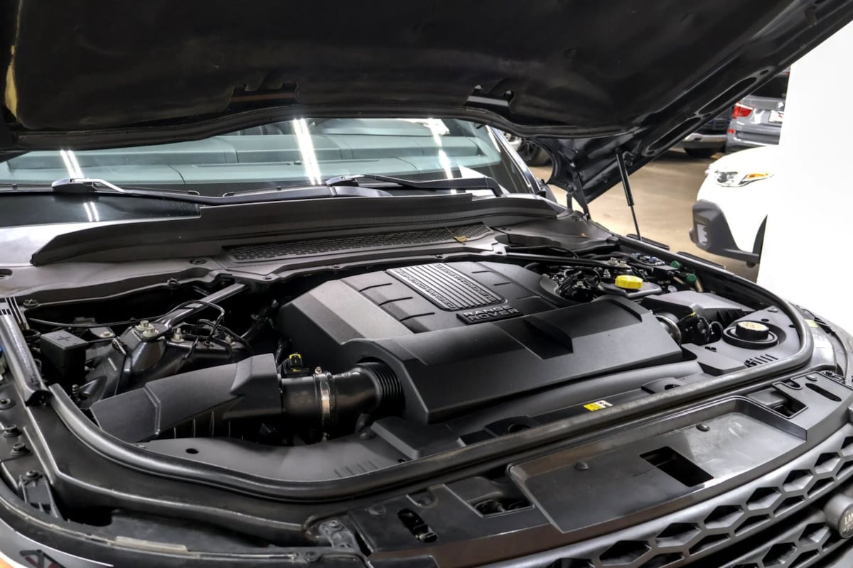 Photo 42 of this Land Rover Range Rover Sport