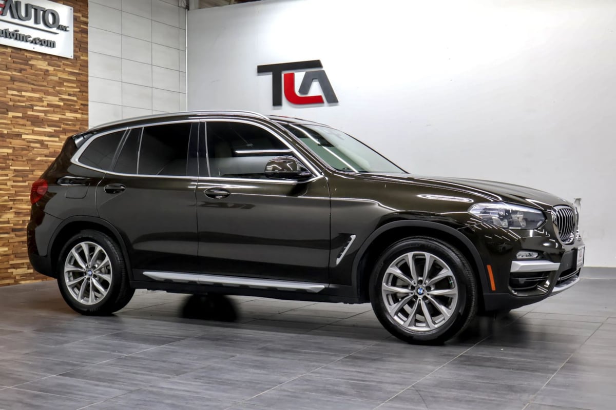 Photo 5 of this BMW X3
