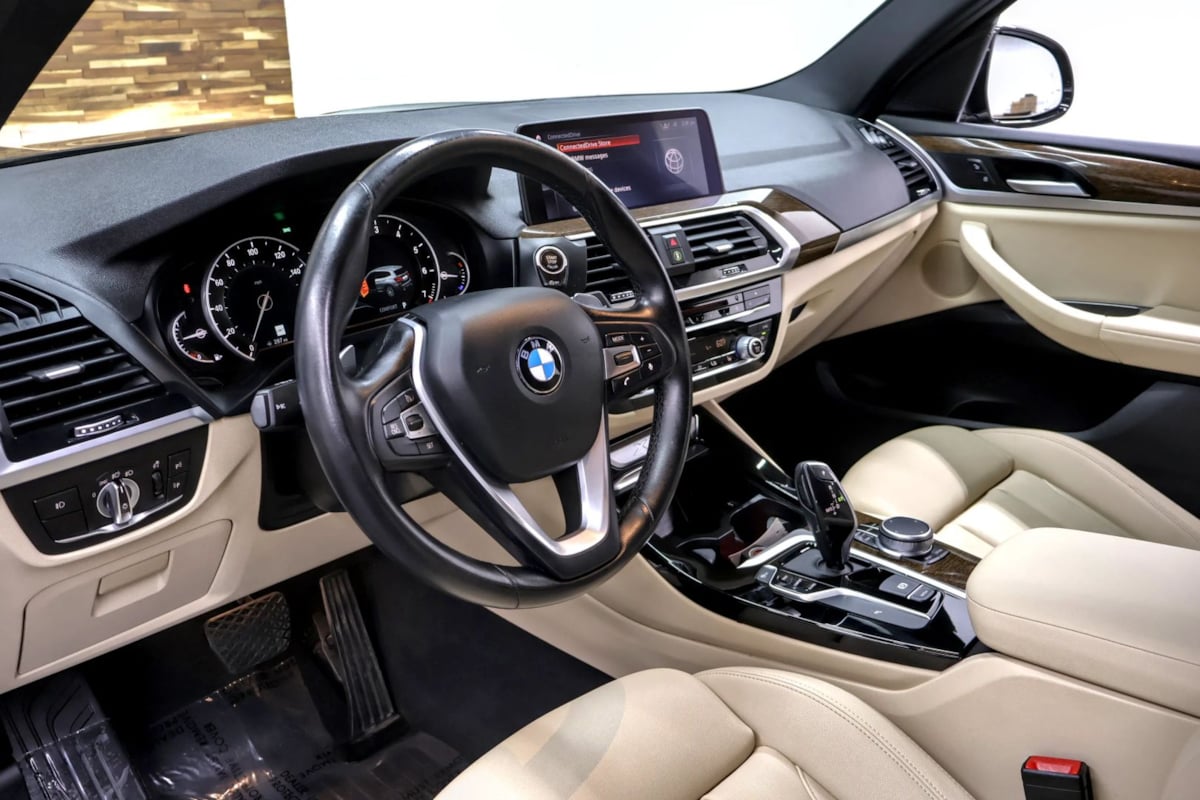 Photo 10 of this BMW X3