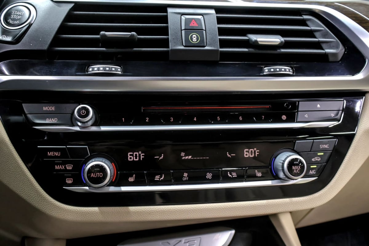 Photo 19 of this BMW X3