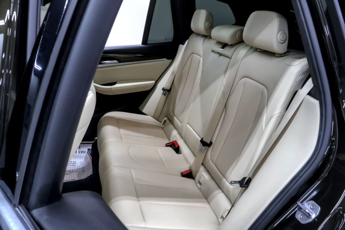 Photo 31 of this BMW X3